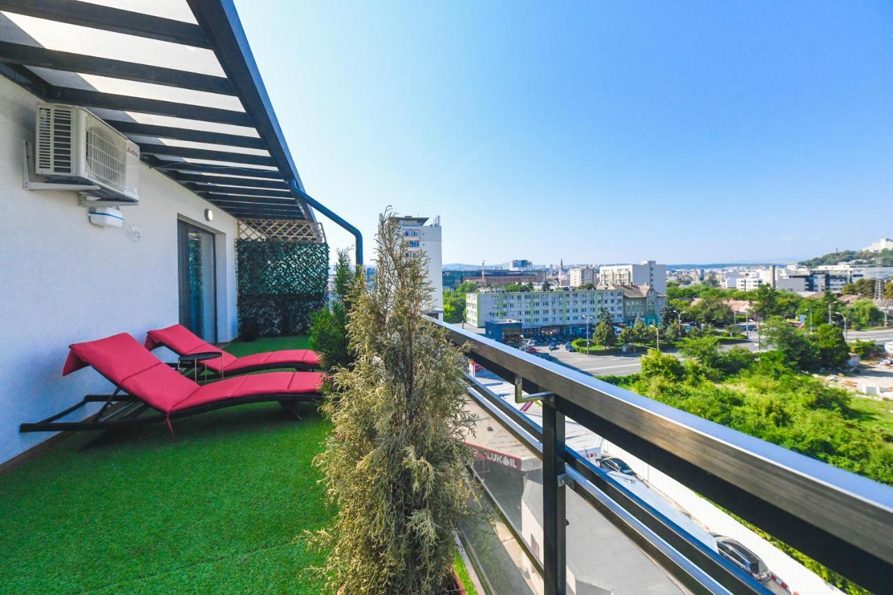 Panoramic Apartment With Terrace Cluj-Napoca Exterior foto